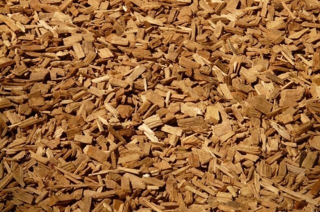Use Wood chips in a Charcoal Grill